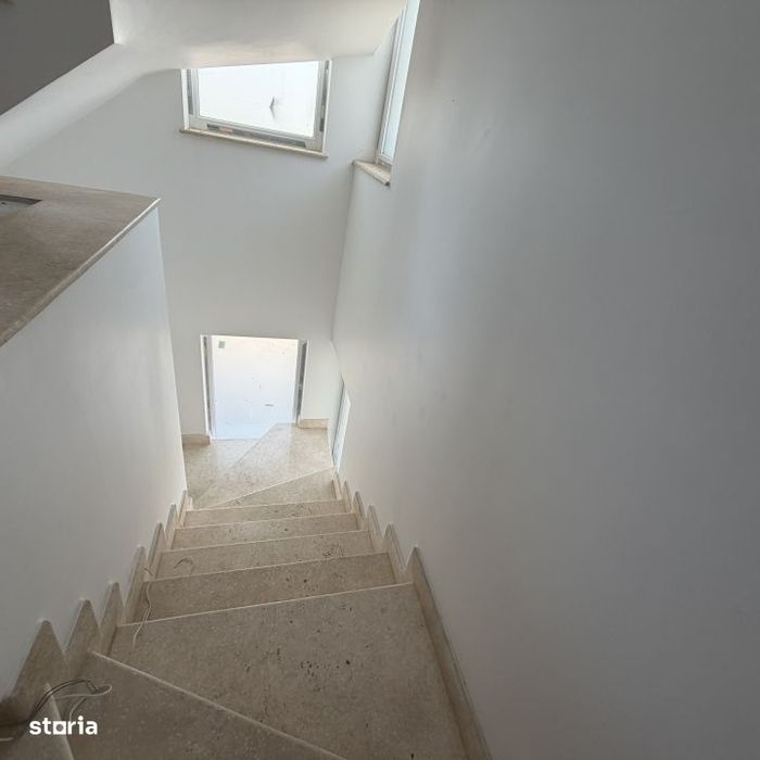 Vila Premium | P+1+Pod | Tunari | Scoala Engleza | STB 2 min