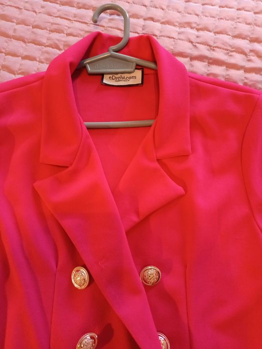 Дамски костюм панталон и сако