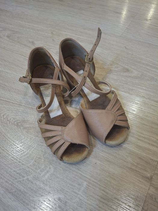 Туфли для спортивных бальных танцев