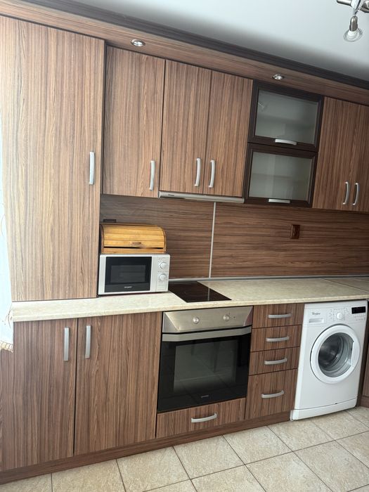 Дава се под наем Двустаен апартамент в Разград, Варош - 55 кв.м за 278.97 € - Снимка #2