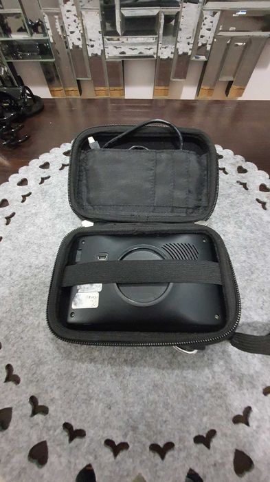 Продавам навигация за кола Garmin