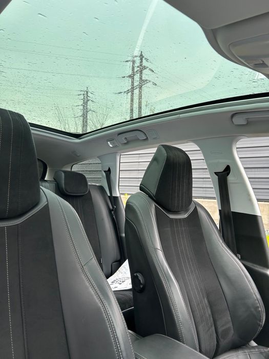Peugeot 308, Panoramic, Alcantara, Navigatie, vand sau schimb €6