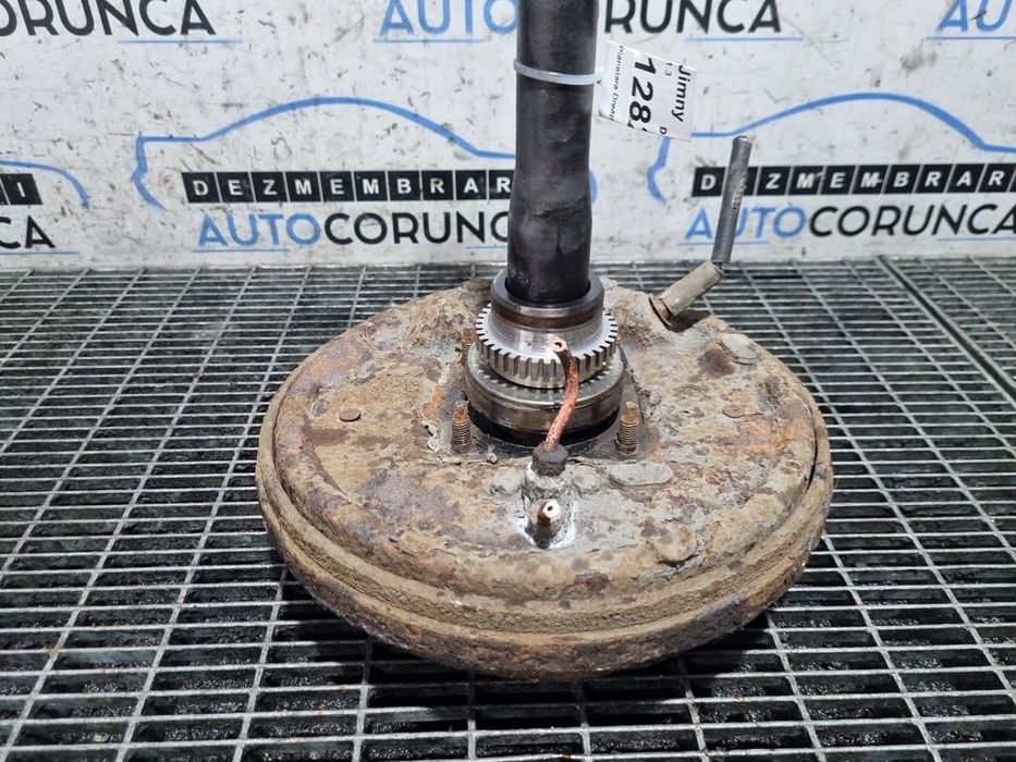 Fuzeta dreapta spate Suzuki Jimny 1.3 1998 - 2005 80CP Manuala M13A (1282) Benzina 4x4