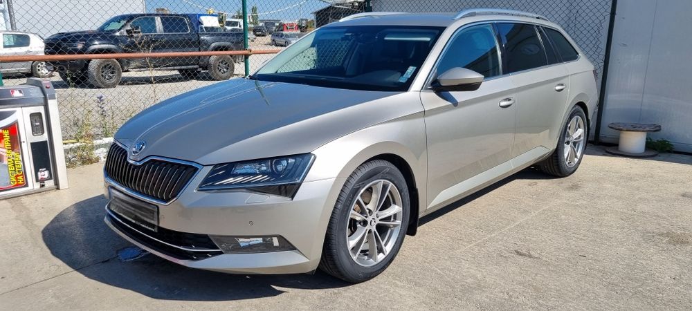 ОРИГИНАЛНИ  VW и BMW Джанти 17" 5х112 ET27, 7.5J и летни гуми 215/50/1
