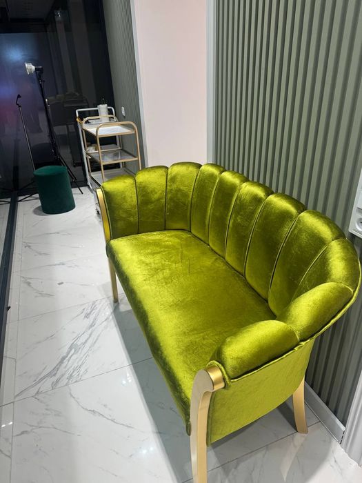 Divan Srochna  Sotiladi