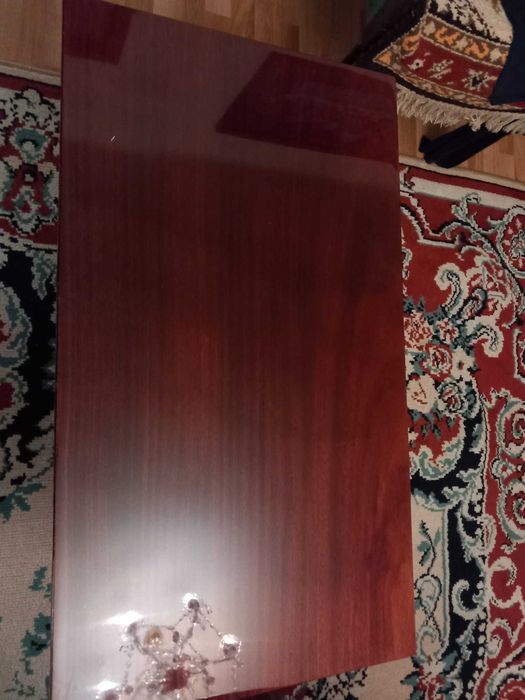 Vand măsuță cu 2 fotolii