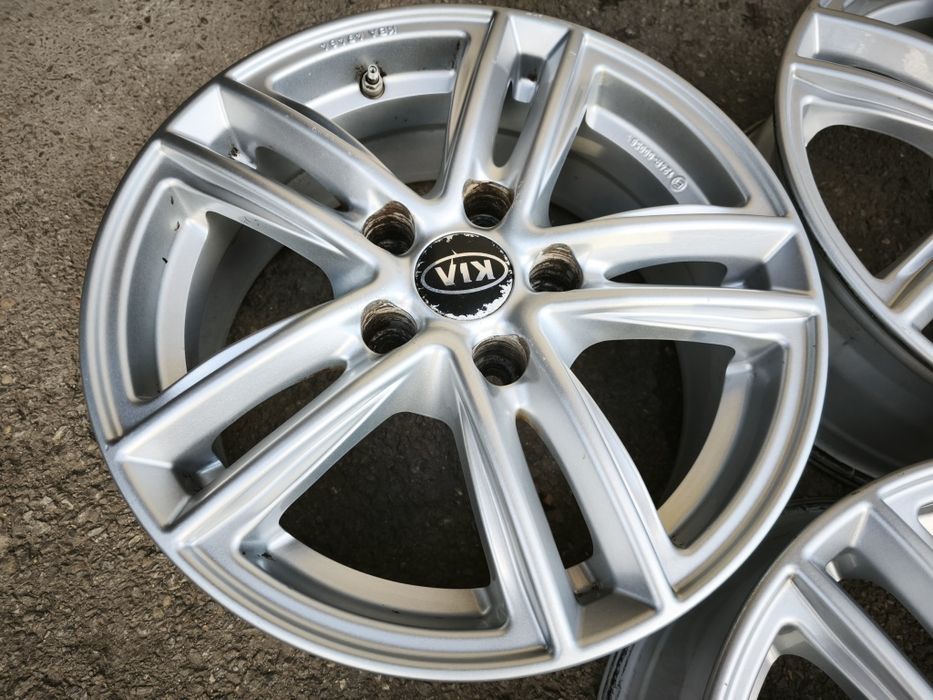 16" оригинални алуминиеви джанти за Kia/Hyundai.