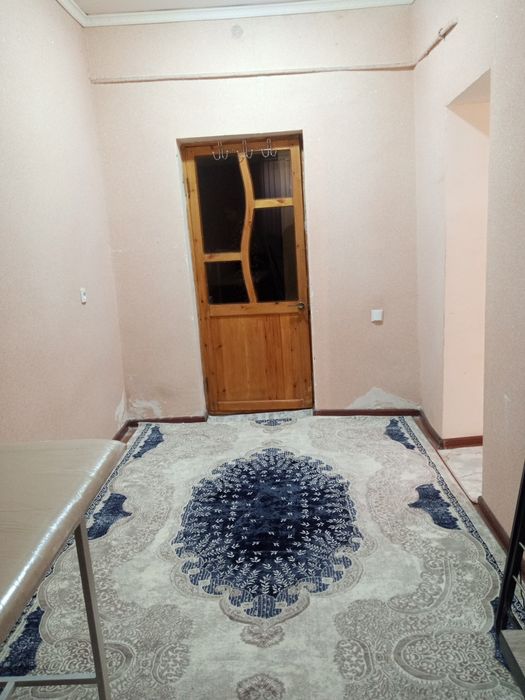 Уй сотилади, хамма шароитга эга. Нархини келишамиз