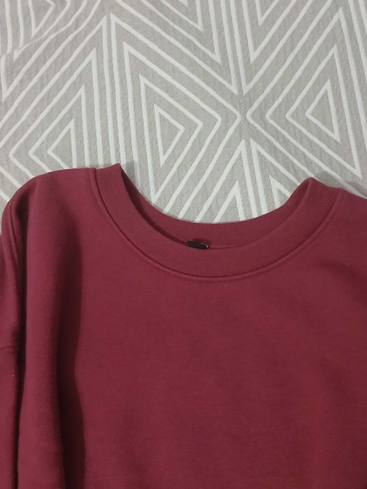 Свитшот / кофта Uniqlo