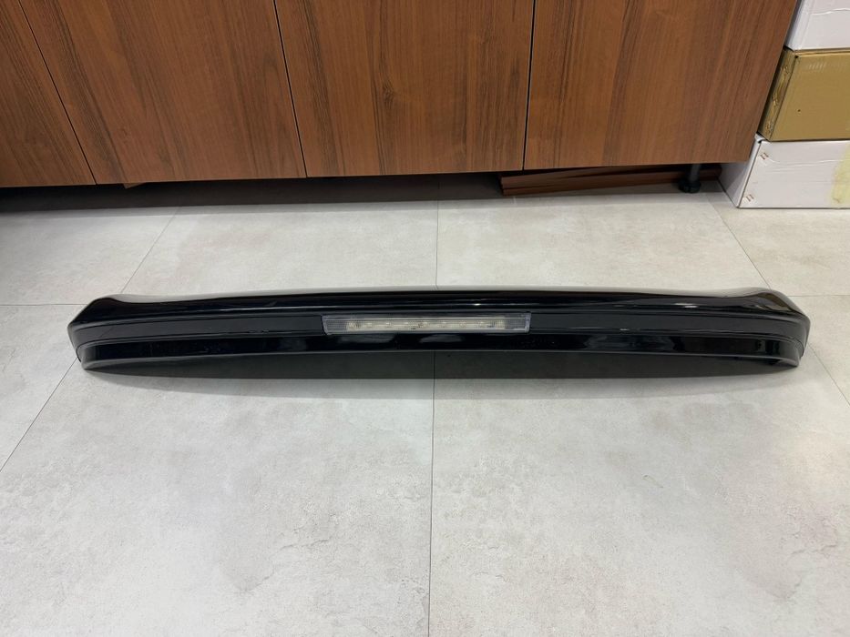 Спойлер на Toyota Land Cruiser Prado 150