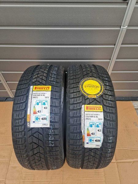 2 Pirelli R18 235/50/ 
нови зимни гуми 
DOT3818