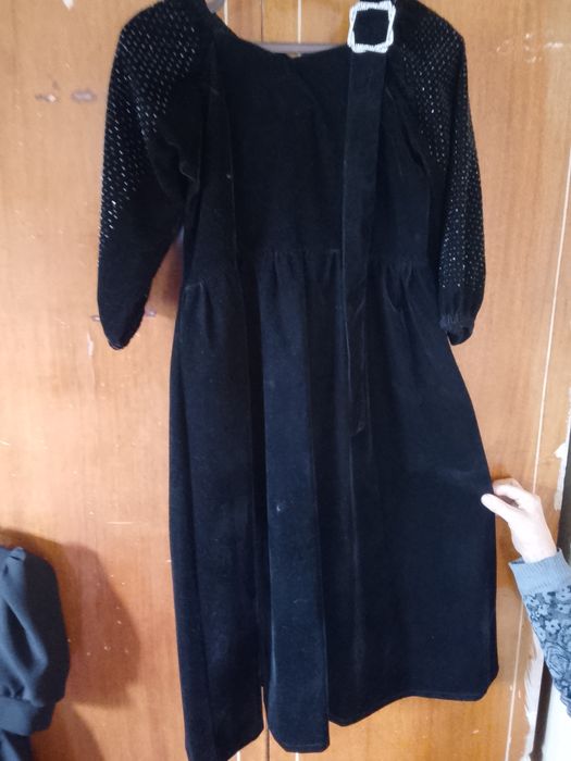 Kuz va qish mavsumi uchun toʻybop zolushka koʻylak