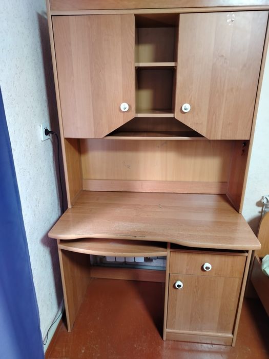 Продам стенку. Все шкафы отдельные.