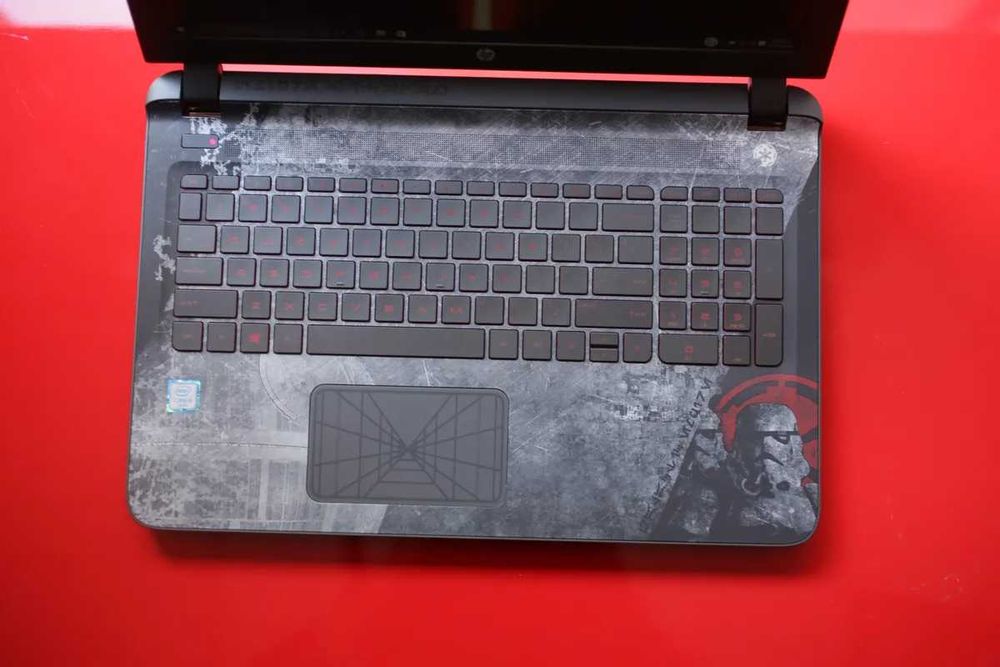 Laptop Hp i5 Star Wars Limited Edition