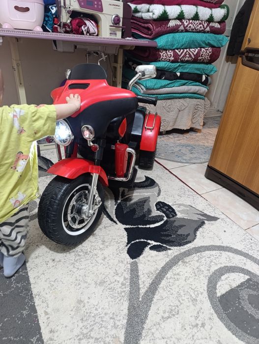 продам детский электромотоцикл