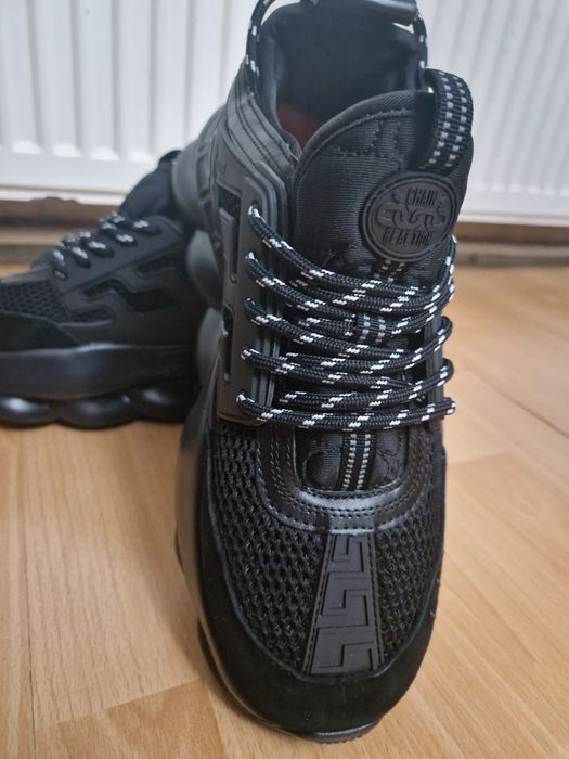 Vand Versace Chain Reaction negri