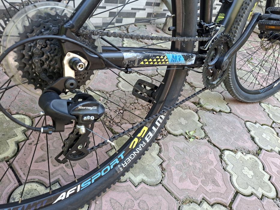 Bicicleta 29 inchi Cadru XL  ptr biciclisti inalti
