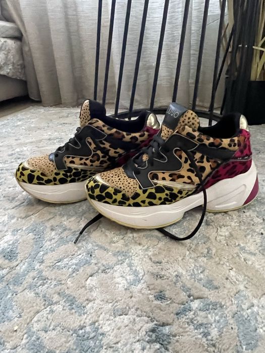 Liu Jo Сникърси Jog 09 Sneaker BA0019 PX008 Кафяв