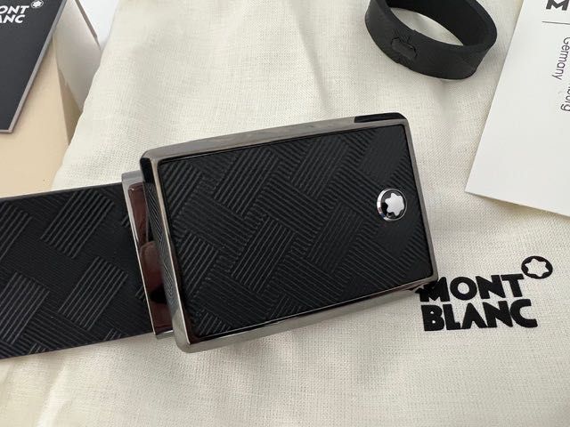 Curea Montblanc Extreme 3.0 Black MB 199106