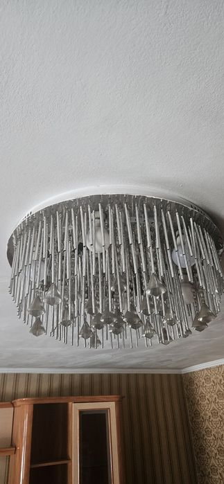Люстра 10000 б/у