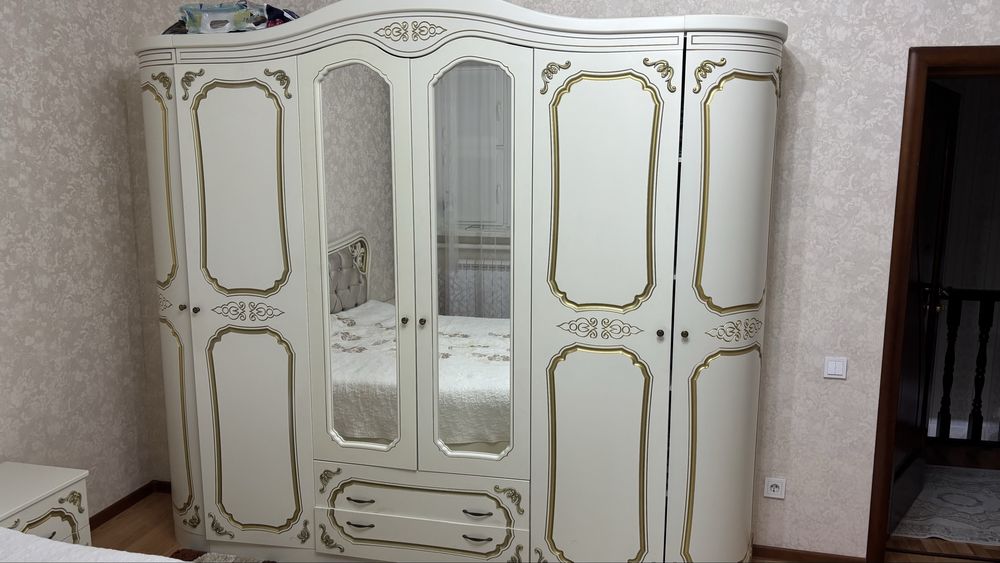 Спальная гарнитура