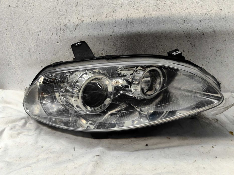 Оригинален НОВ фар Фиат Крома  Fiat Croma Xenon