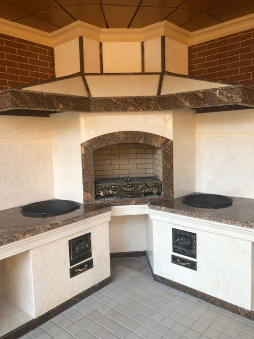 СТРОЕМ ЛЕТНИЕ кухни.Очаги. Барбекю. Камин