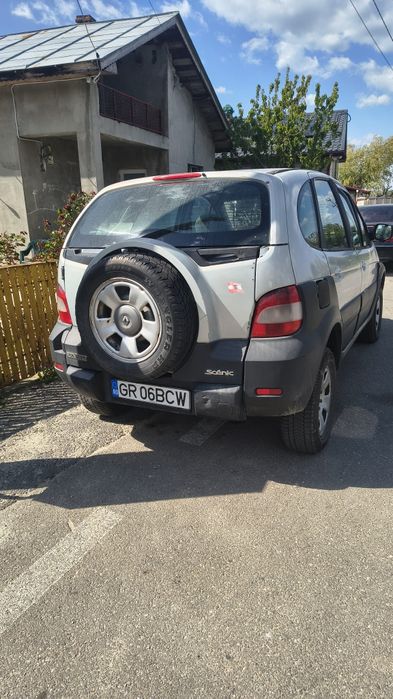 Renault Scenic RX4