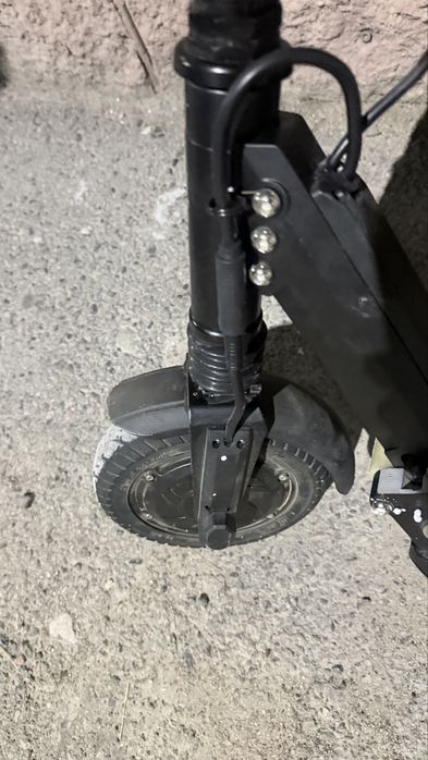 Продаю Самокат gt350s