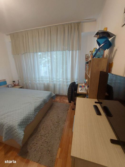 3 camere ,2 băi, tip D - str.Eftimie Murgu