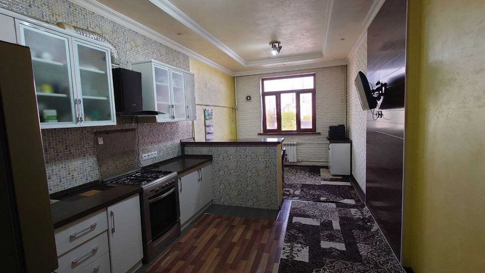 Срочно Продается квартира в Центре. ТЦ Малика.  ID: 039К