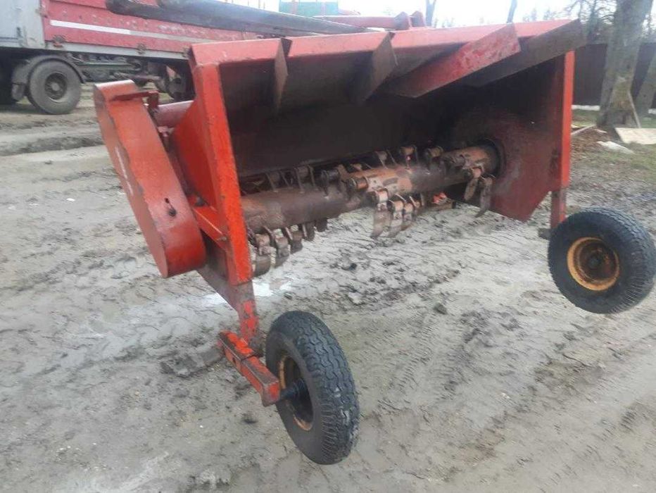 Tocator Tocatoare Cartofi 2 randuri copiaza bilonul 0,70 - 0,75 cutite asimetrice Grimme Gruse Baselier fiat 640 Fiat 550 Fiat 445 Fiat 80 90 70 90