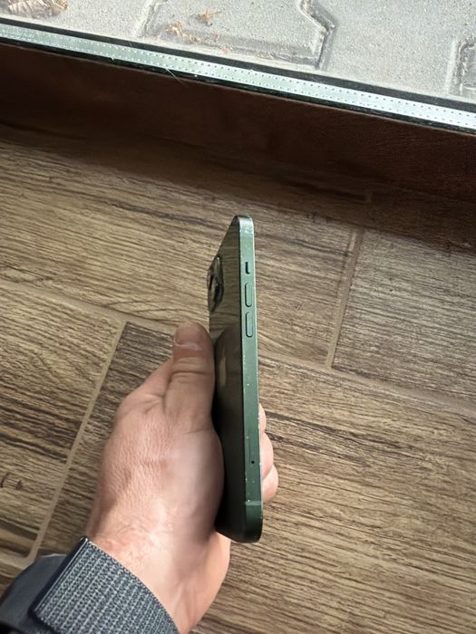 Iphone 13  128 GB зелен