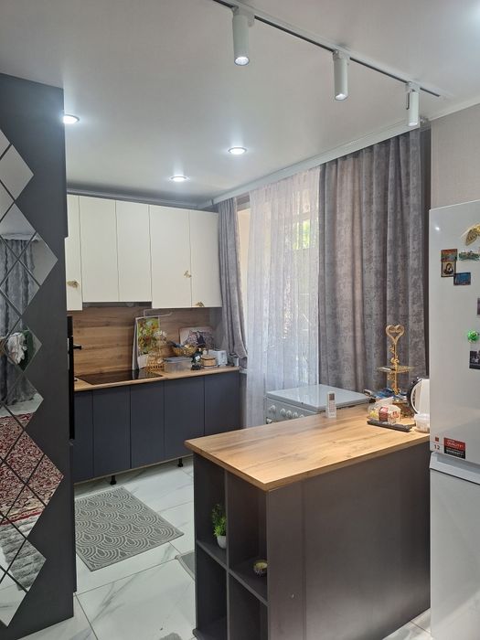 Продам 3х ком квартиру Район  5 школы