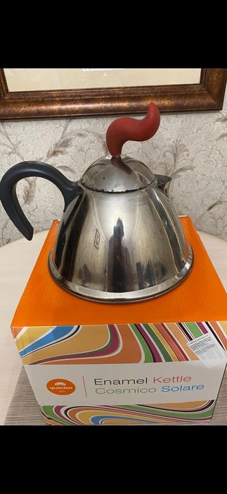 Чайник Bugatti из нержавеющей сталь