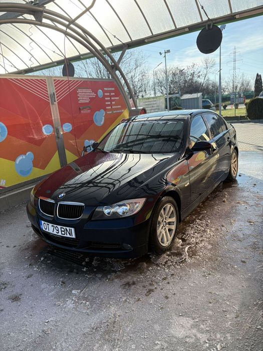 Vând E90 2.0i sau schimb tot cu BMW
