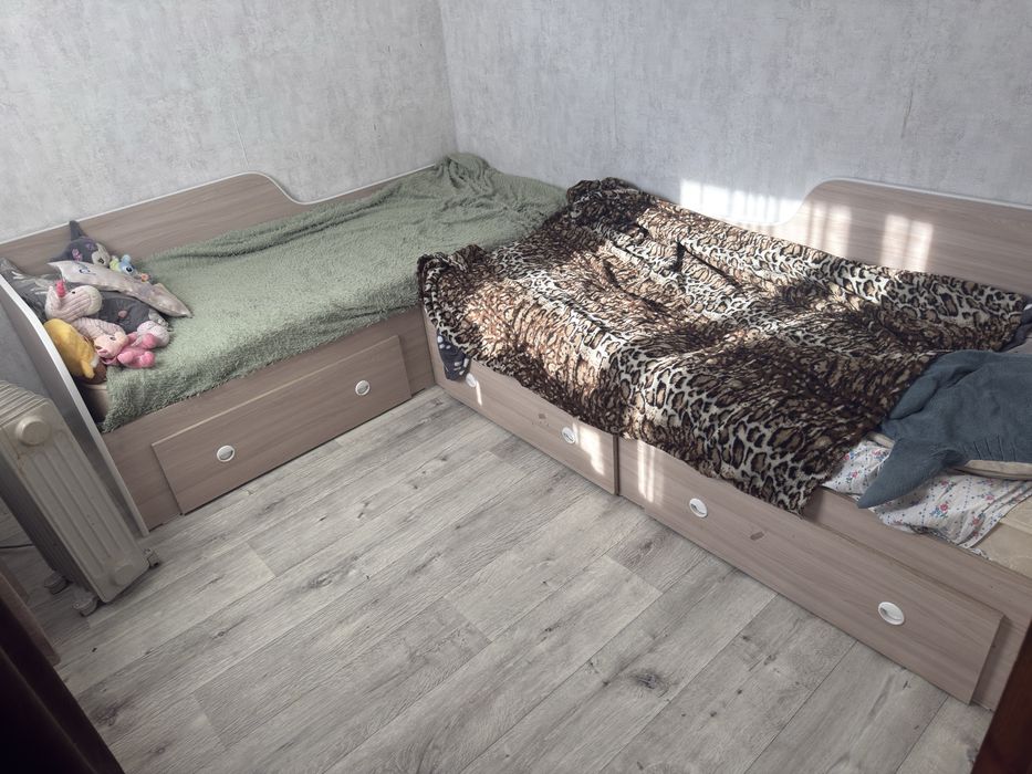 Продам детские кроватки