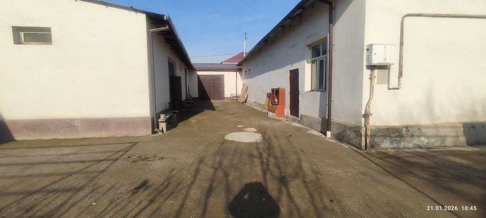 Продаётся  помещение  Зангиатинский район