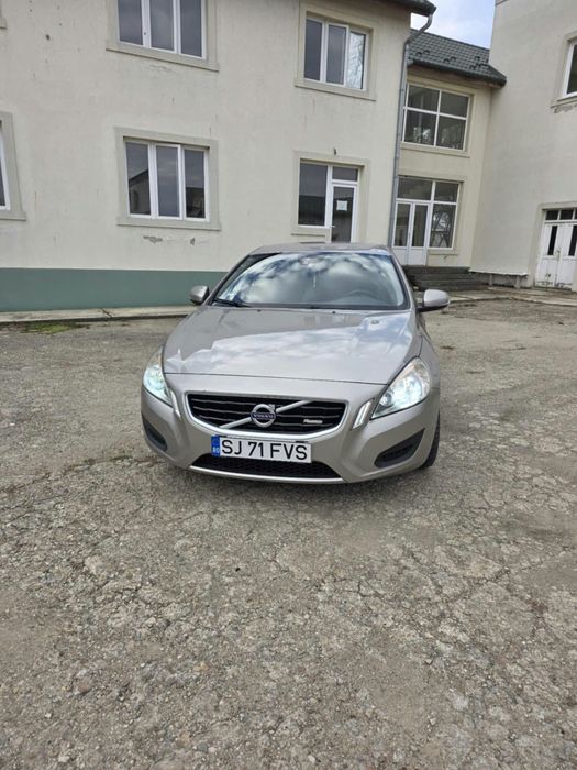 De vanzare  Volvo V60