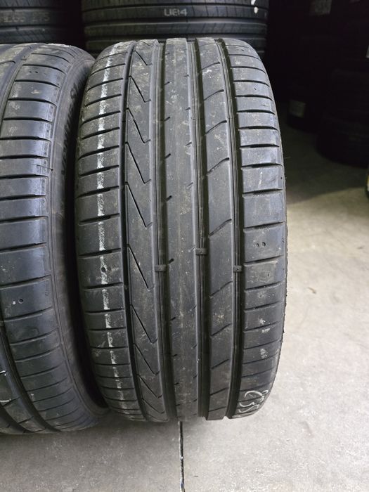 235/40/19 HANKOOK 4бр