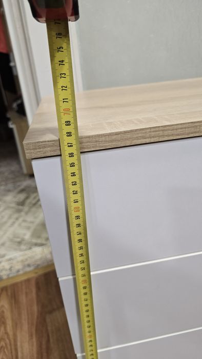 Скрин 67х68х40 размери