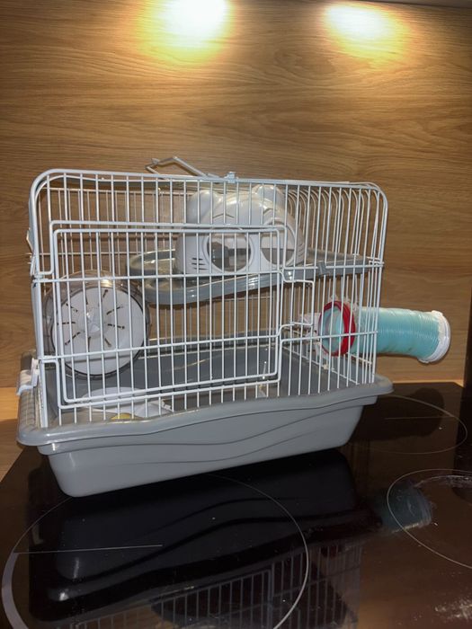 Cușcă pentru hamster si accesorii