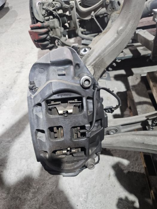 Предни спирачни апарати за Porsche Cayenne 9Y