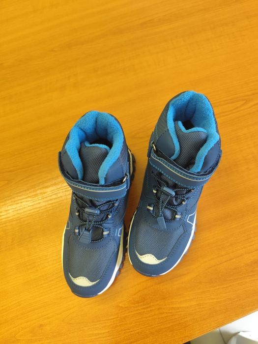 Непромокаеми детски обувки