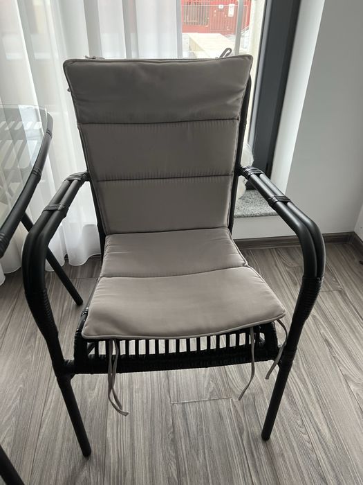 Rochie de ocazie Max Mara, mobila bucatarie Mobexpert cu electrocasnice, set masa scaune