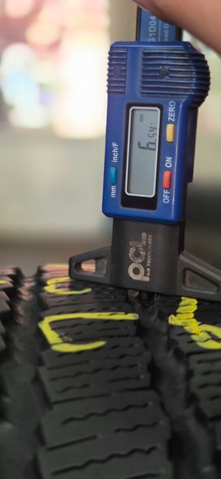 anvelope GT Radial,Bridgestone  215/70/15C  m&,iarna