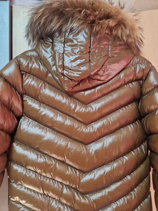 Яке с гъши пух Moncler като ново