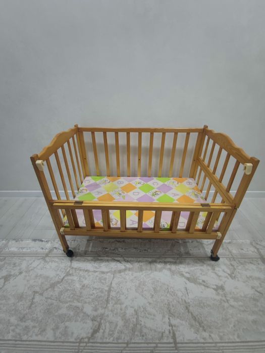 Продам детскую кровать