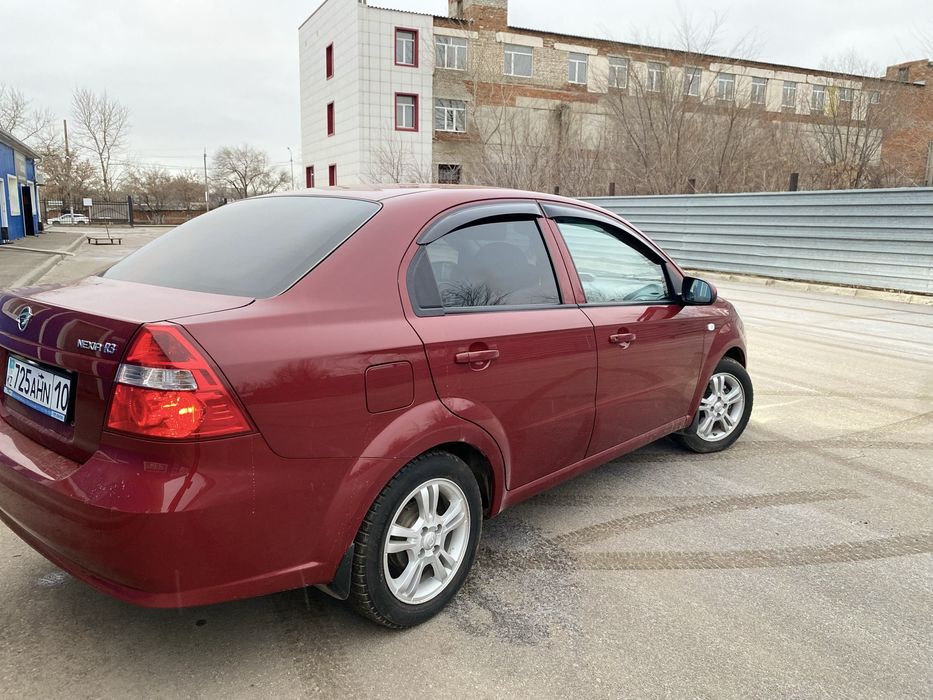 Продам пвтомобиль Ravon R3