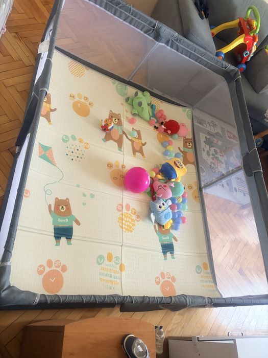Продавам много запазема кошара за игра
